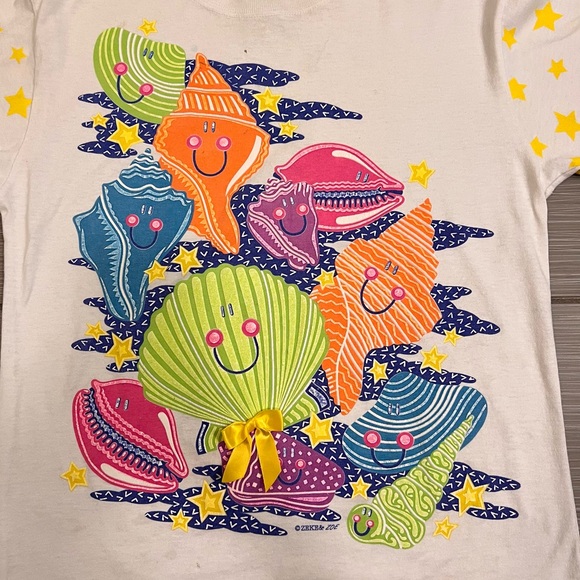 𝅺Vintage Beach Rare seashells 80s 90s t shirt top neon colorful XS - Picture 8 of 13
